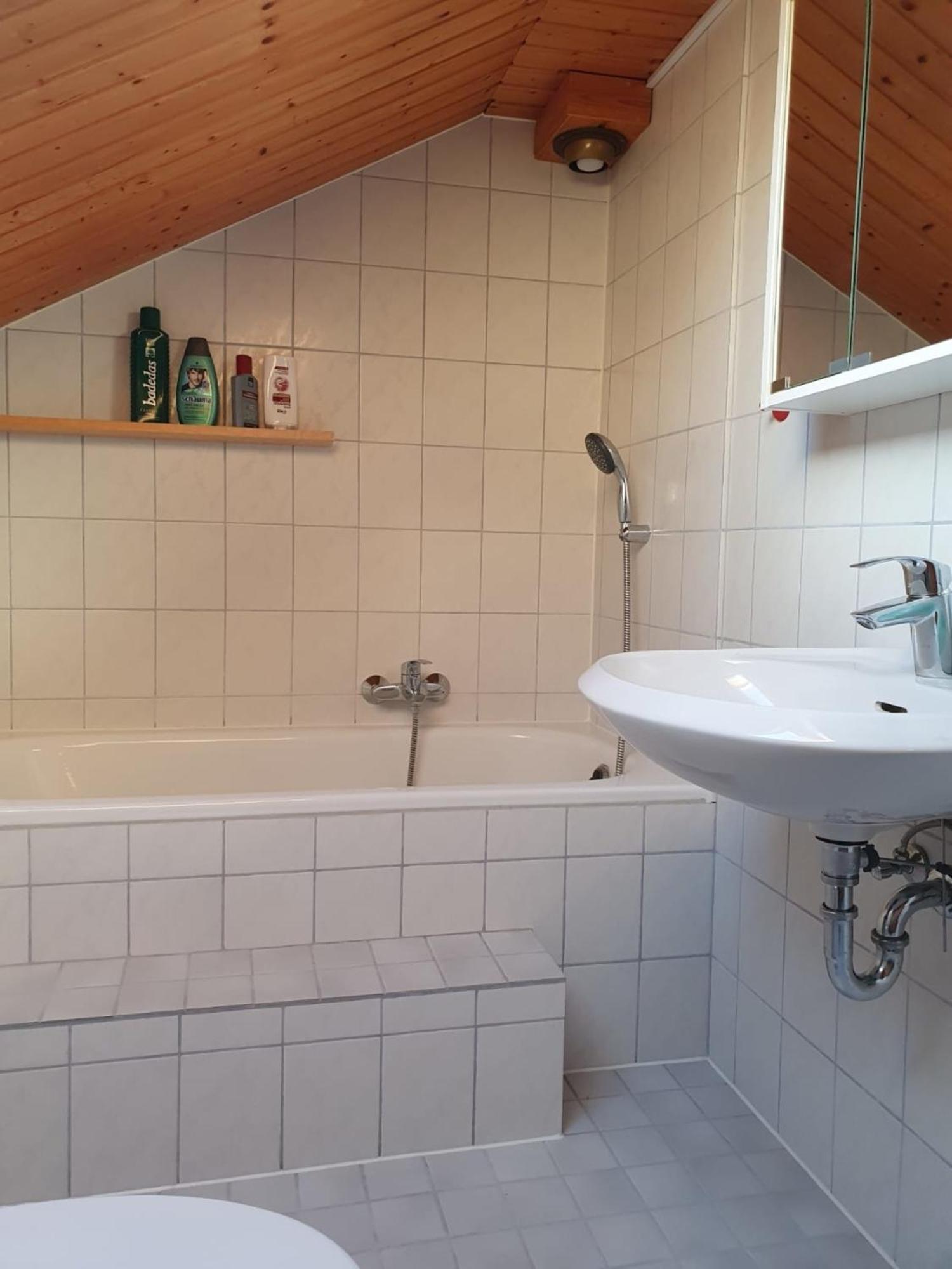 Kimbas Huus Villa Berumbur Buitenkant foto