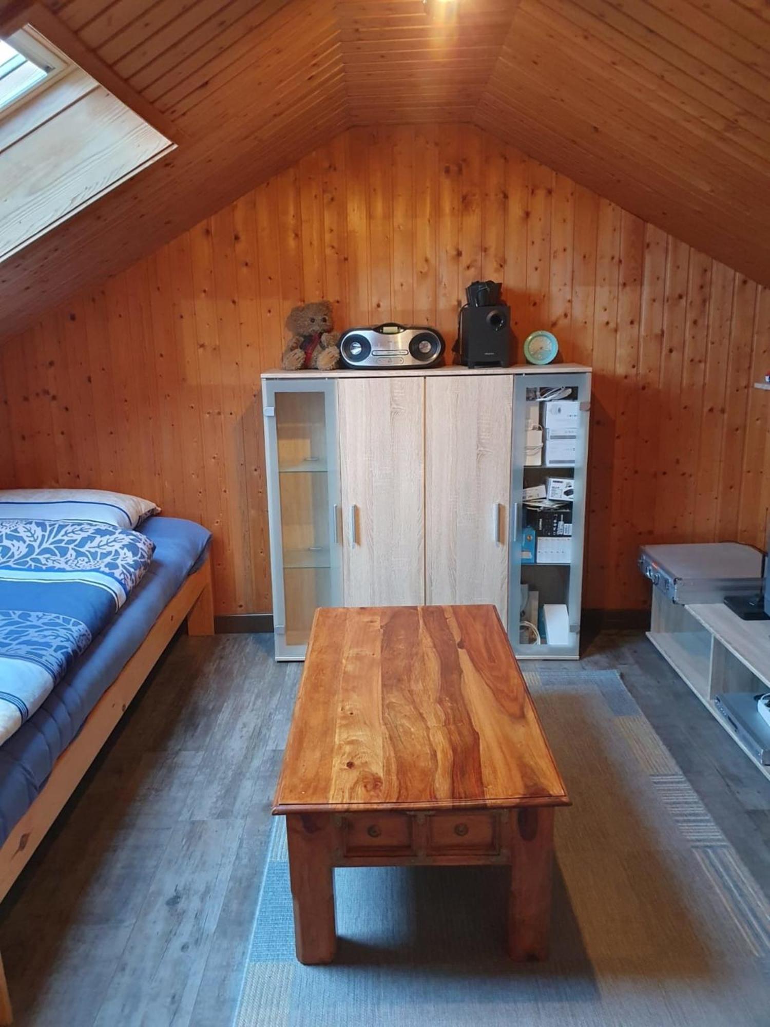 Kimbas Huus Villa Berumbur Buitenkant foto